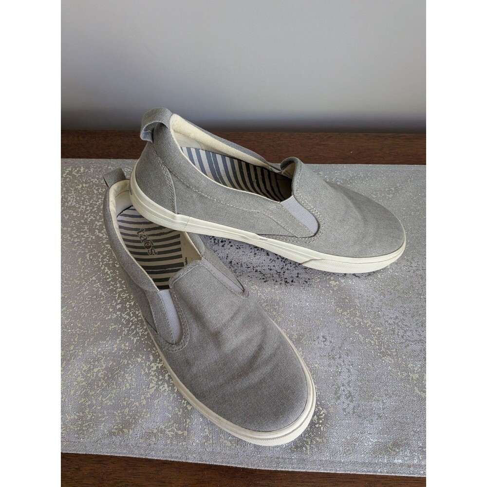 Taos Rubber Soul Sneakers Women's 10 US Gray Canvas Slip On Casual Comfort Shoe